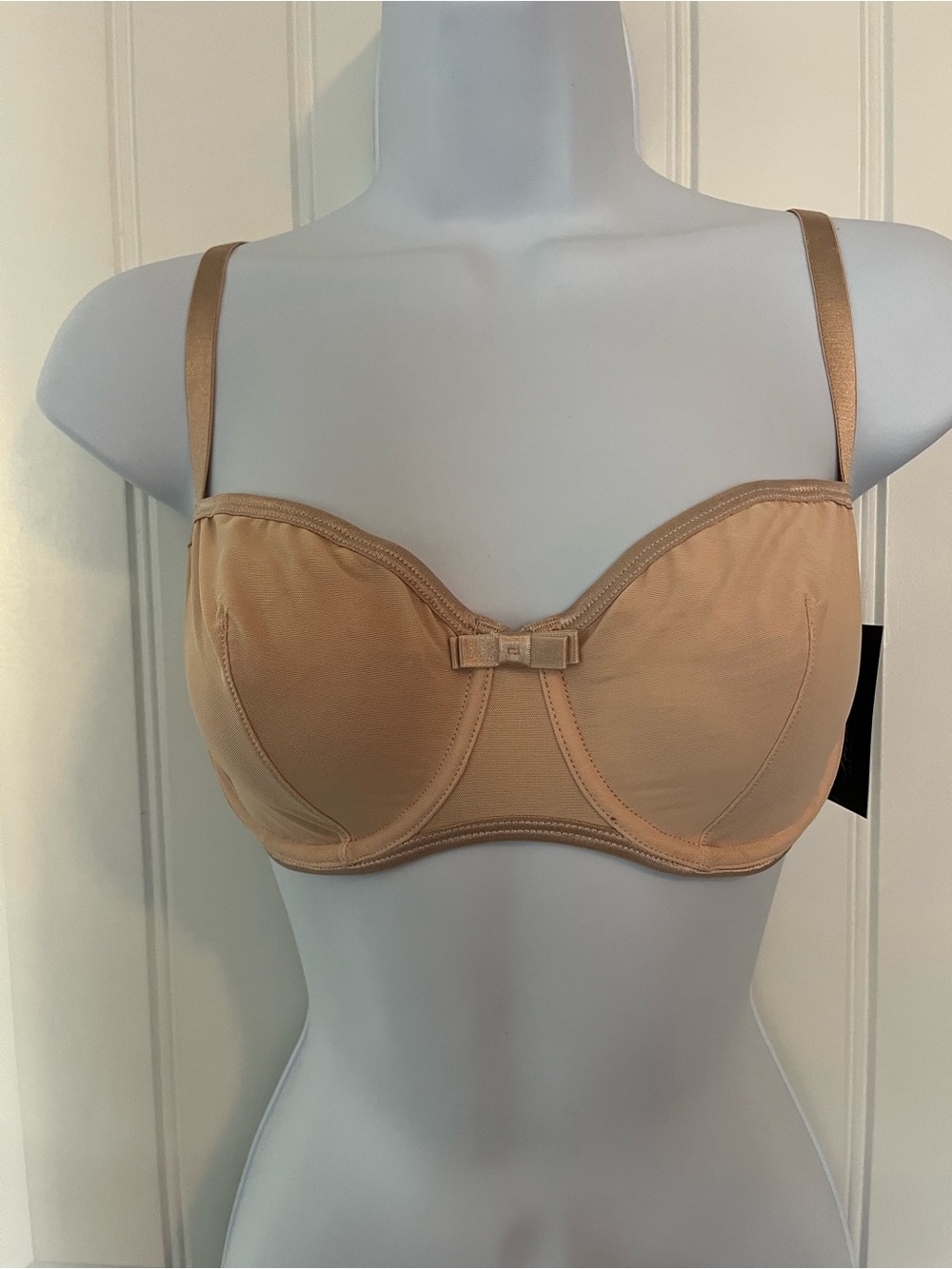 Frederick's of Hollywood Bra 40DD Nude